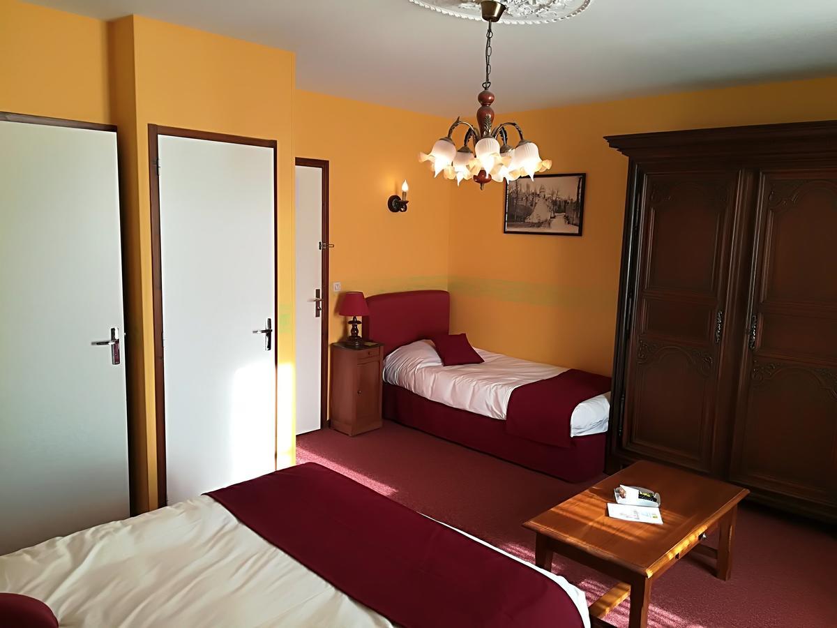 Hostellerie Saint Martin- Logis Hotel Et Restaurant Creully sur Seulles Exterior foto